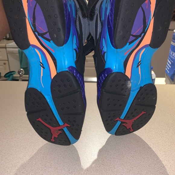 Jordan 8 Retro Aqua Blue Size 4 in Boys - Picture 3 of 4